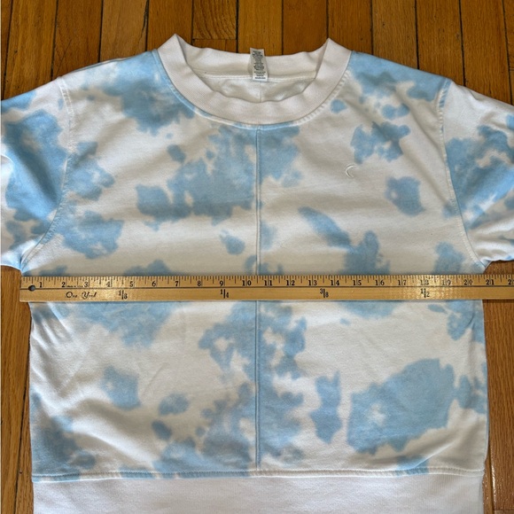 ZYIA White and Blue 100% Cotton Sweatshirt, VGUC, Size Medium - Picture 6 of 10